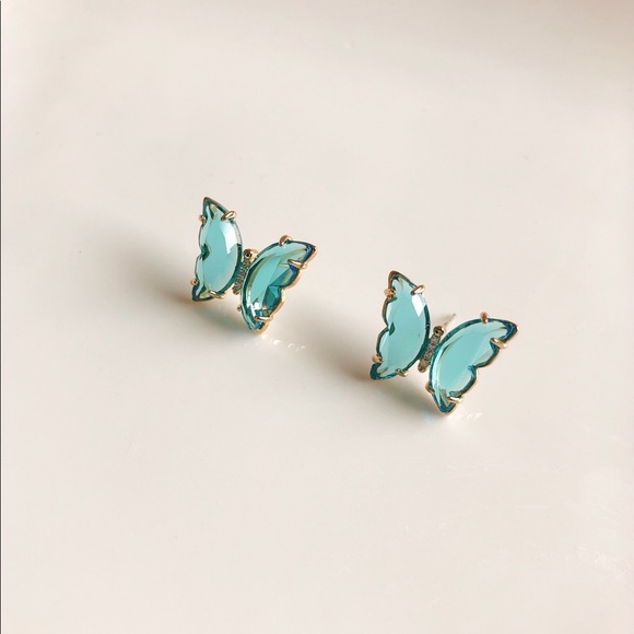 Glass butterfly 🦋 stud earrings - Picture 2 of 11